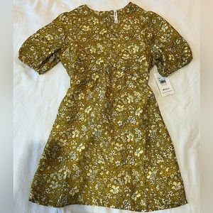 NWT RVCA Yellow Gold Floral Dress with back cut outs